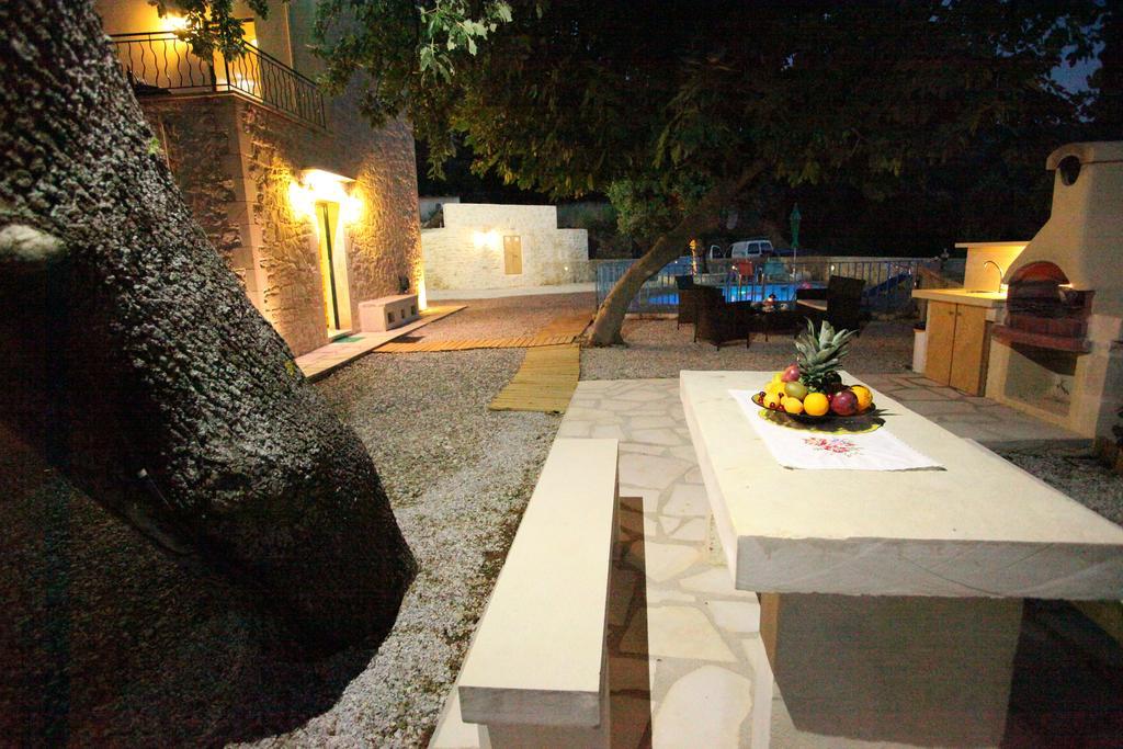 Villa Athina Argyroupoli Ruang foto