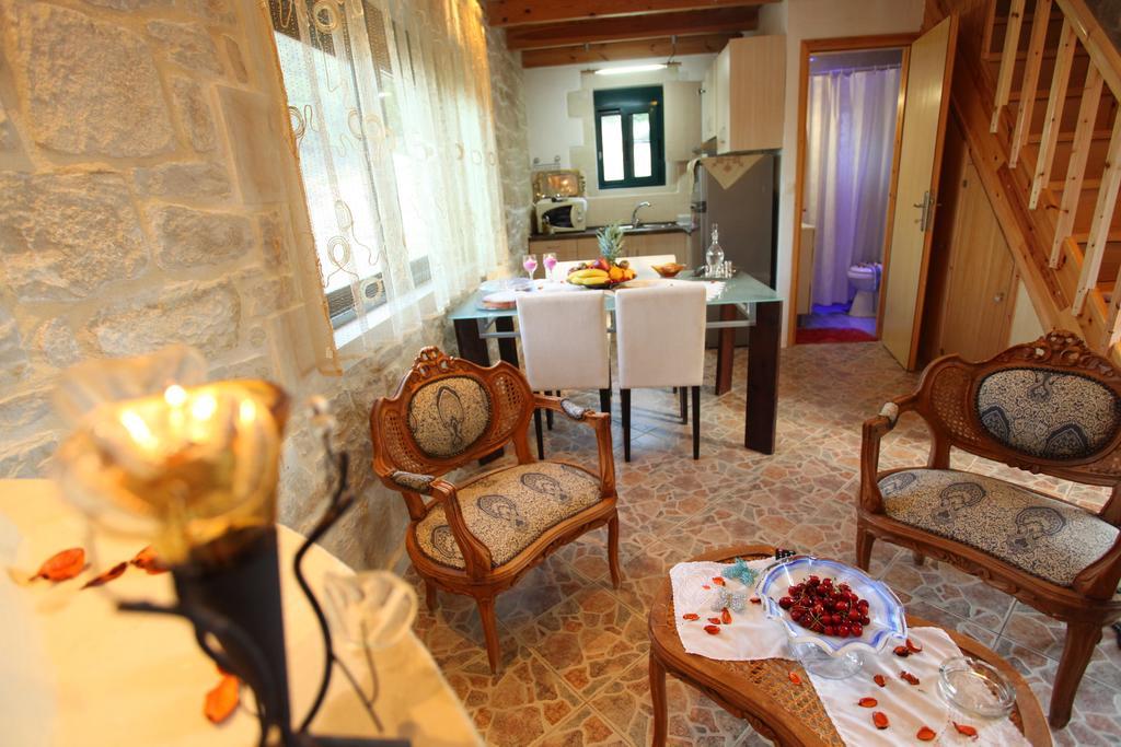 Villa Athina Argyroupoli Ruang foto