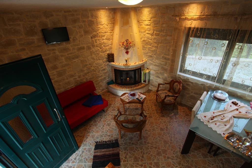 Villa Athina Argyroupoli Ruang foto